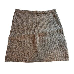 Zara Gray Wool-Blend Knit Skirt Size  M Ribbed knit texture adds subtle detail